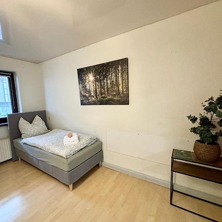 Harmony - Ganzes Appartement 3 Schlafzimmer City Meiningen Dış mekan fotoğraf